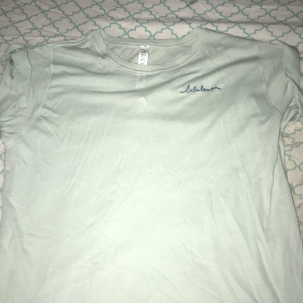 NWT Lululemon Roll Around Tee